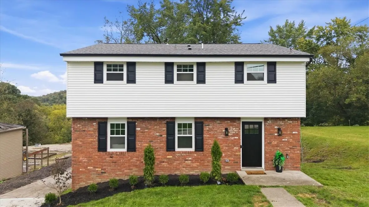 221 S Magnolia Dr, Glenshaw, PA 15116 - #1