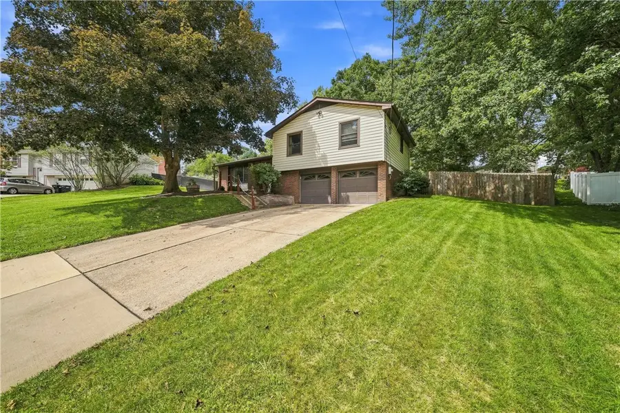 164 Lansdowne Dr, Coraopolis, PA 15108 - #3