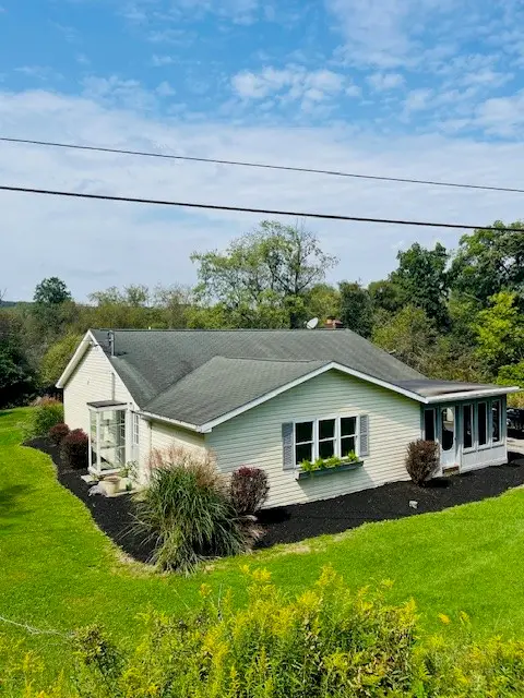 364 Valencia Rd, Evans City, PA 16033 - #2