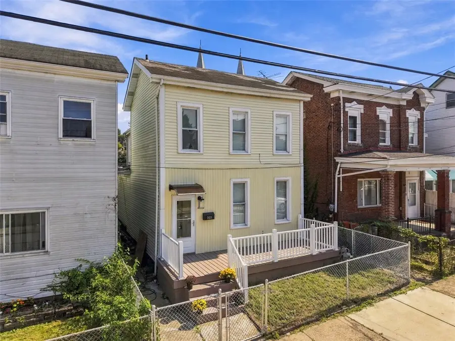 203 Walter St, Pittsburgh, PA 15210 - #2