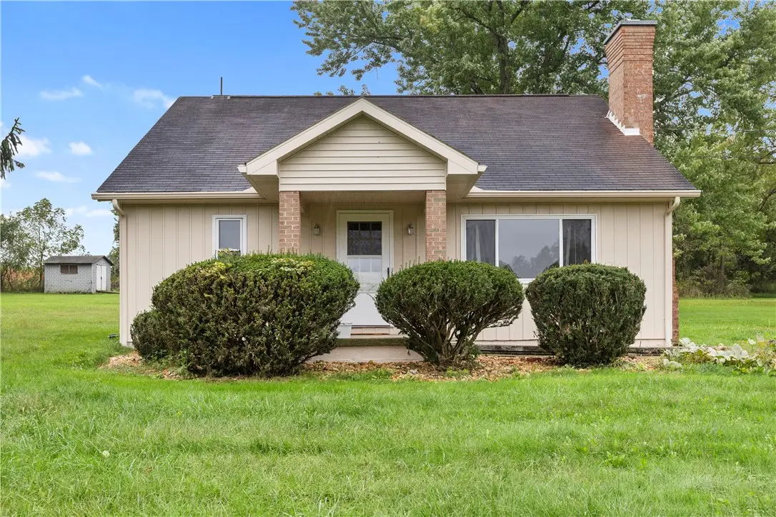 171 Campmeeting Rd, Clinton, PA 15026 - #1