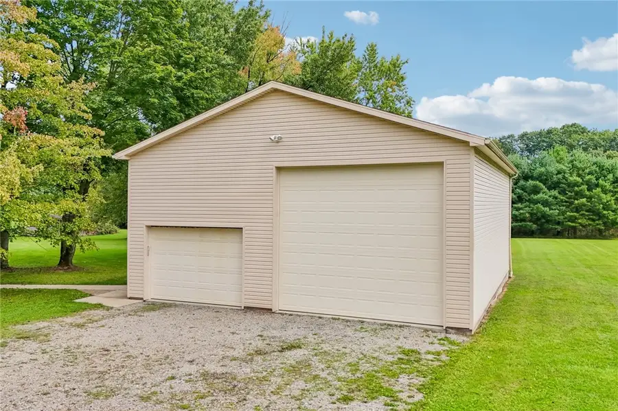 127 Lakeview Street, Bessemer, PA 16112 - #3