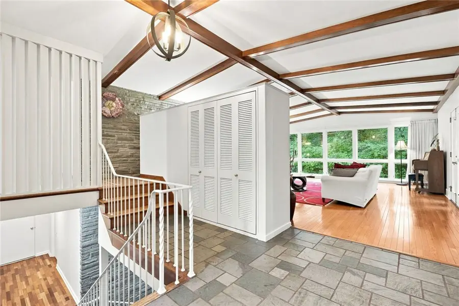 101 Tomahawk Drive, Pittsburgh, PA 15215 - #2