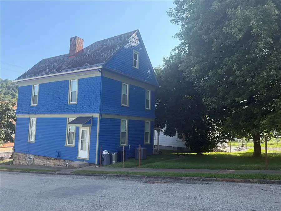 730 Chess St, Monongahela, PA 15063 - #3