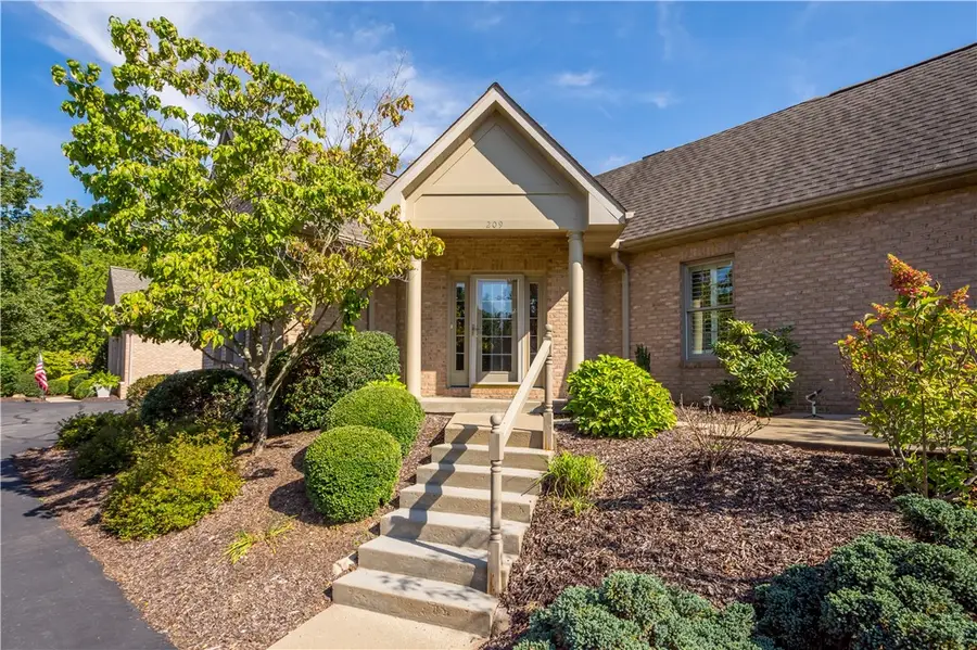 209 Village Green Dr, McMurray, PA 15317 - #2