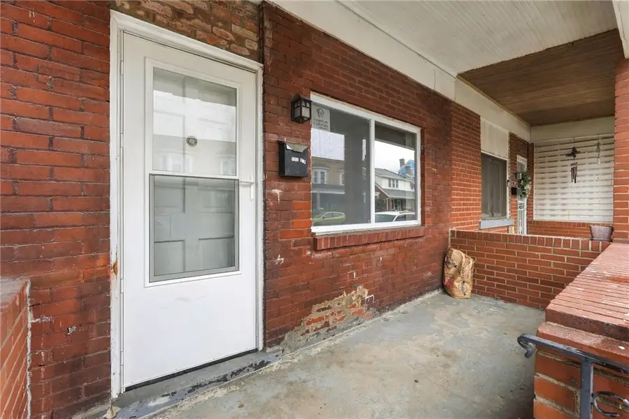 1711 1/2 Jancey St, Pittsburgh, PA 15206 - #2