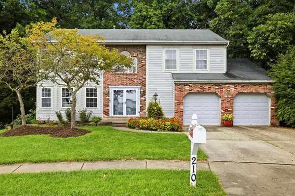 210 Trail Court W W, Cranberry Twp, PA 16066