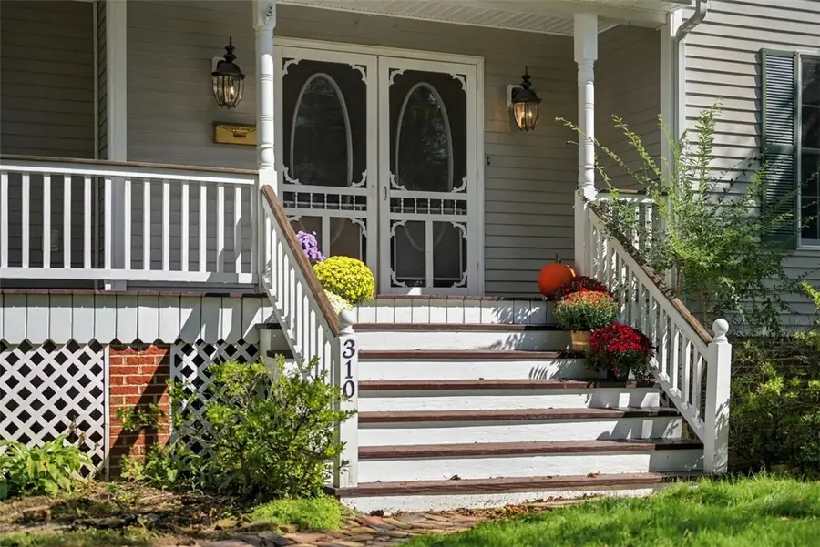 310 S Jefferson St, Zelienople, PA 16063 - #3