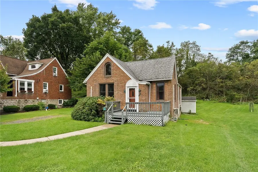 12 Sunrise Dr, Pittsburgh, PA 15236 - #2