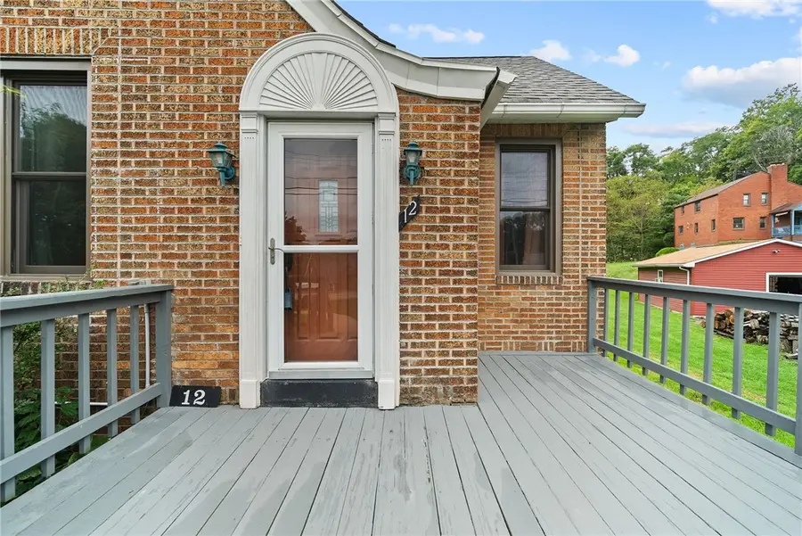 12 Sunrise Dr, Pittsburgh, PA 15236 - #3