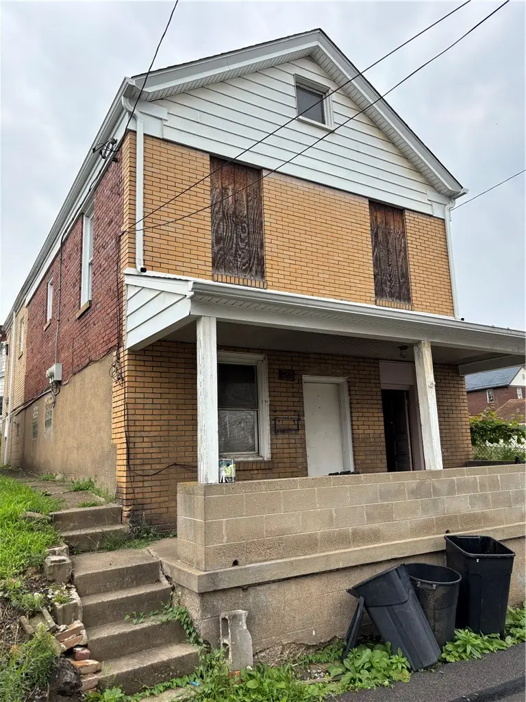 1355 5th Ave, Coraopolis, PA 15108 - #3