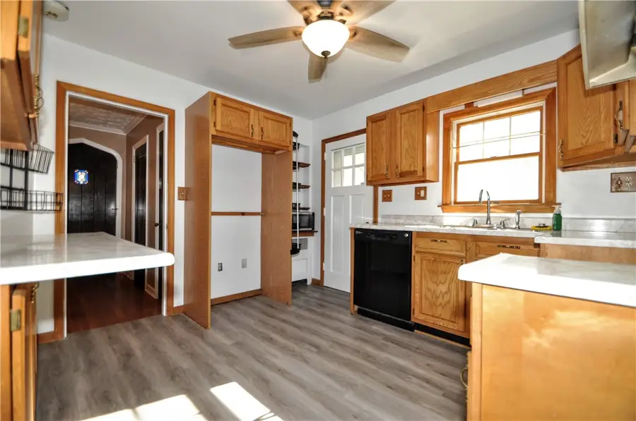 246 Center Ave, Elizabeth, PA 15037 - #3