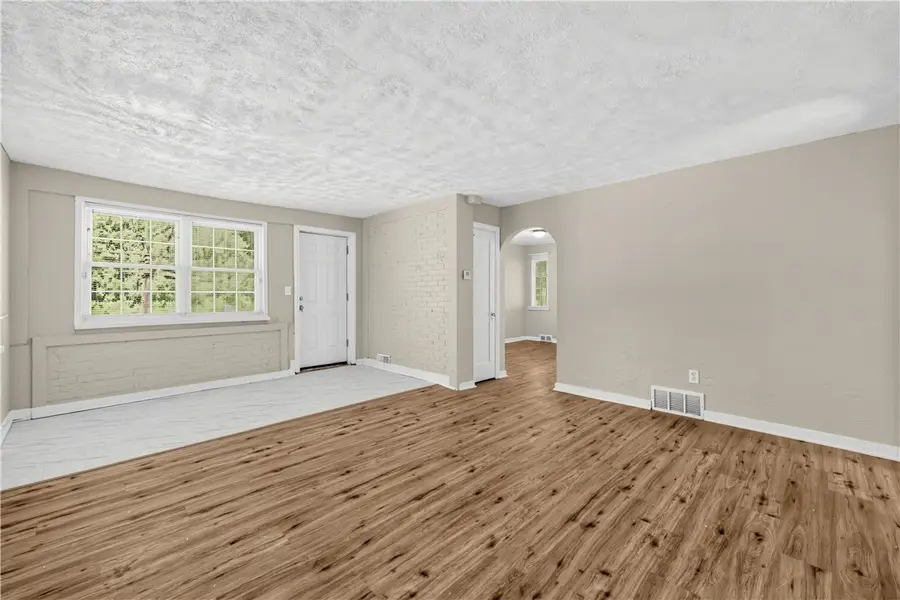 7770 Mount Carmel Rd, Verona, PA 15147 - #2