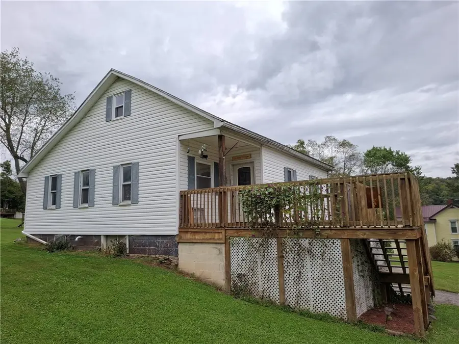 107 Sawmill Rd, Rogersville, PA 15370 - #2