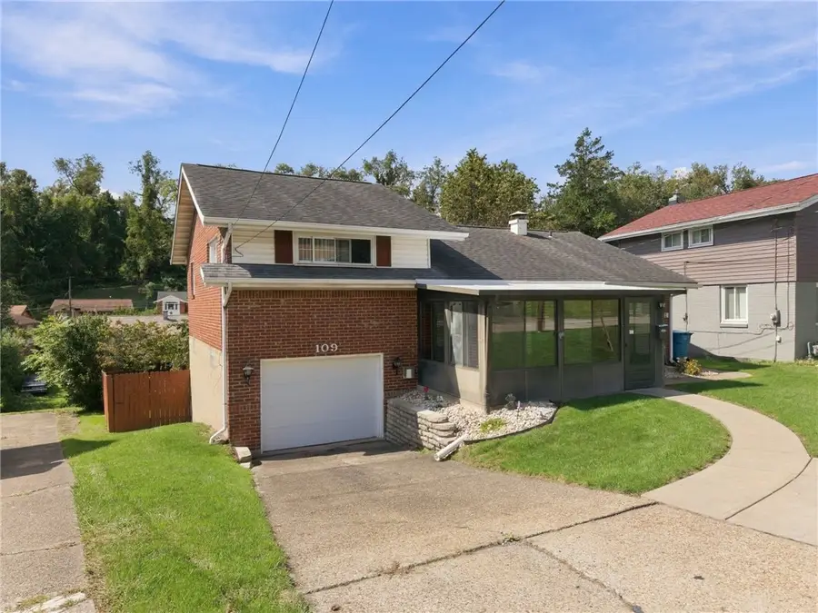 109 Dunbar Dr, Pittsburgh, PA 15235 - #2