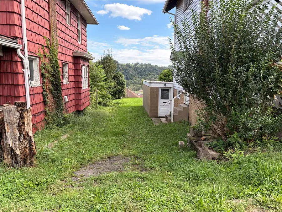 608 Crest, Charleroi, PA 15022 - #3