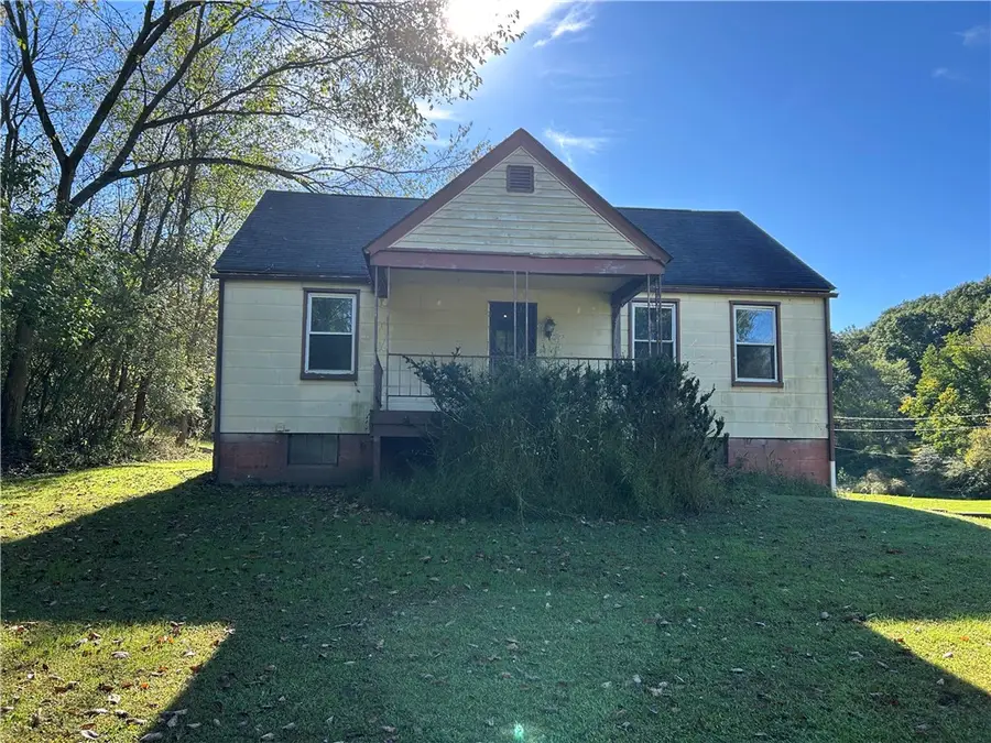 22 Finnin Rd, New Kensington, PA 15068 - #2
