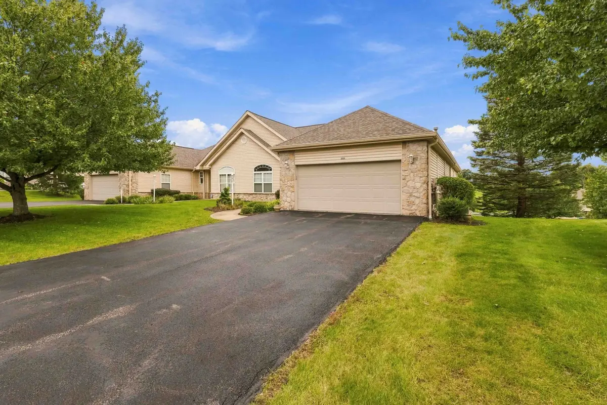 6085 Triple Crown Circle, Greensburg, PA 15601 - #1