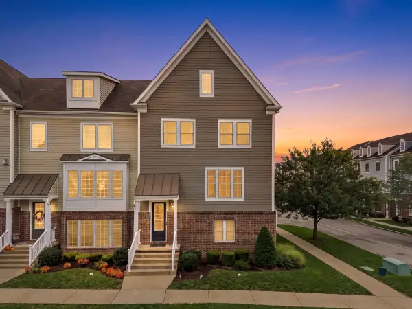 241 Riverfront Street, Oakmont, PA 15139