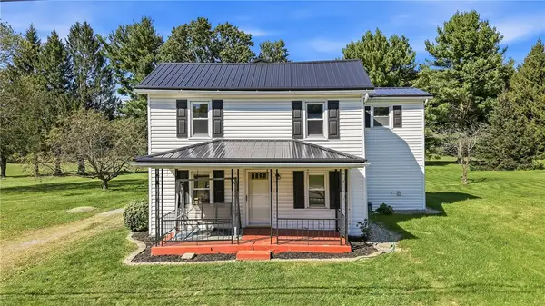 1251 Franklin Rd, Jackson Center, PA 16133