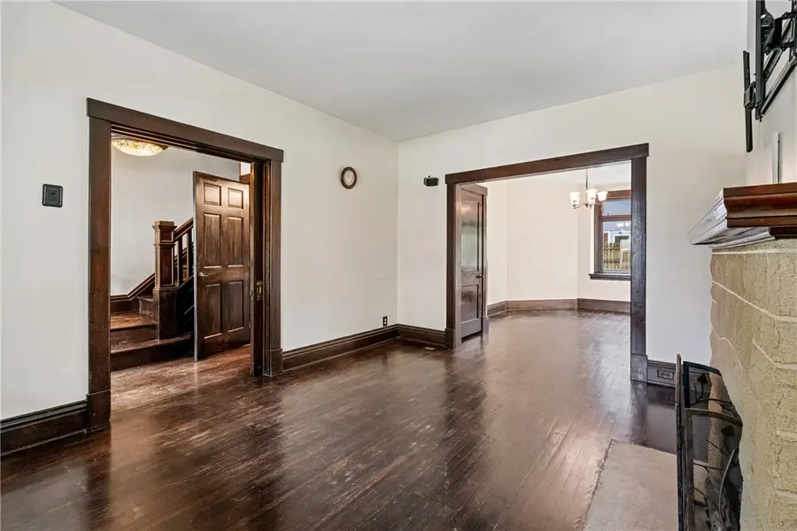 782 Loretta St, Pittsburgh, PA 15217 - #3