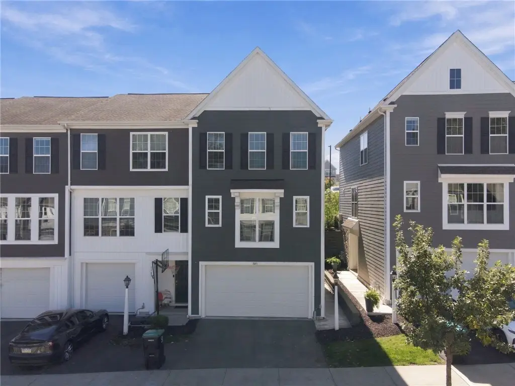 1143 Sray Ln, Bridgeville, PA 15017 - #1