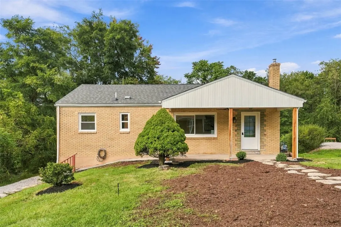 26 Sterling Dr, Coraopolis, PA 15108 - #1