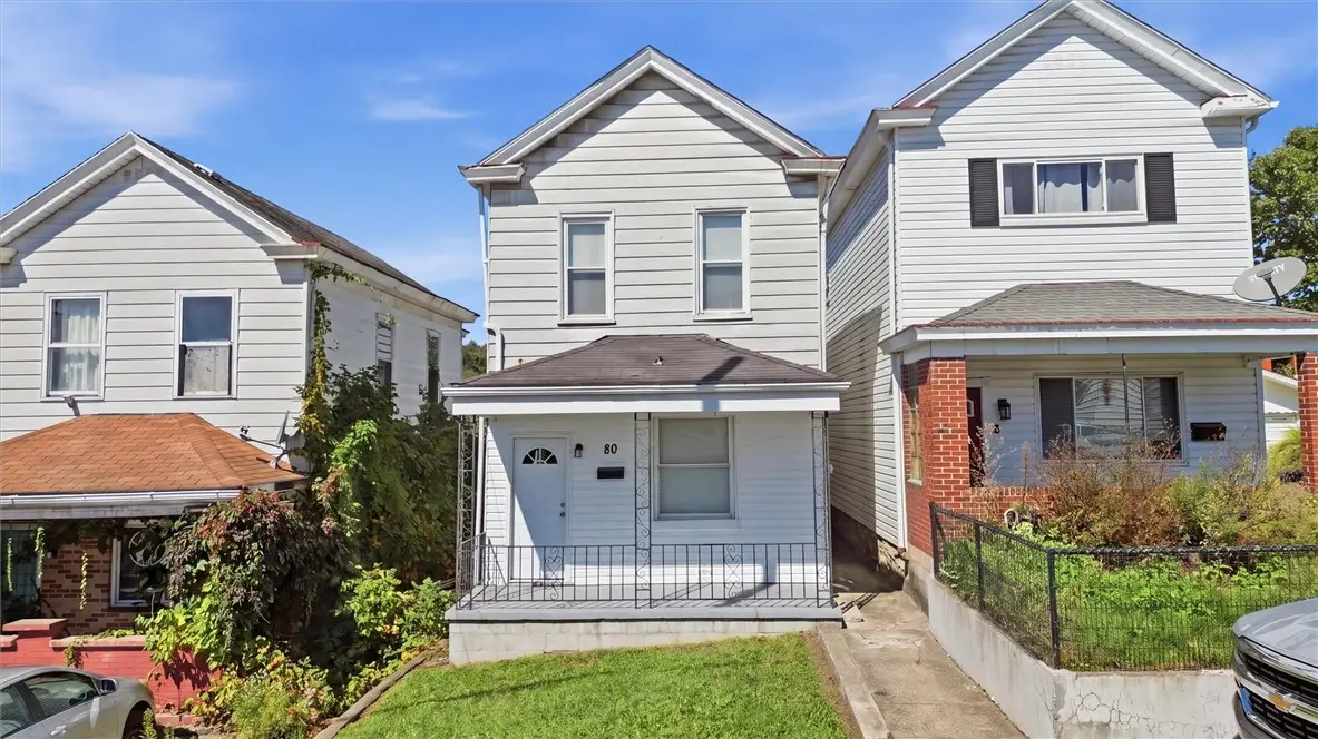 80 Mckinnie Ave, Stowe, PA 15136 - #1