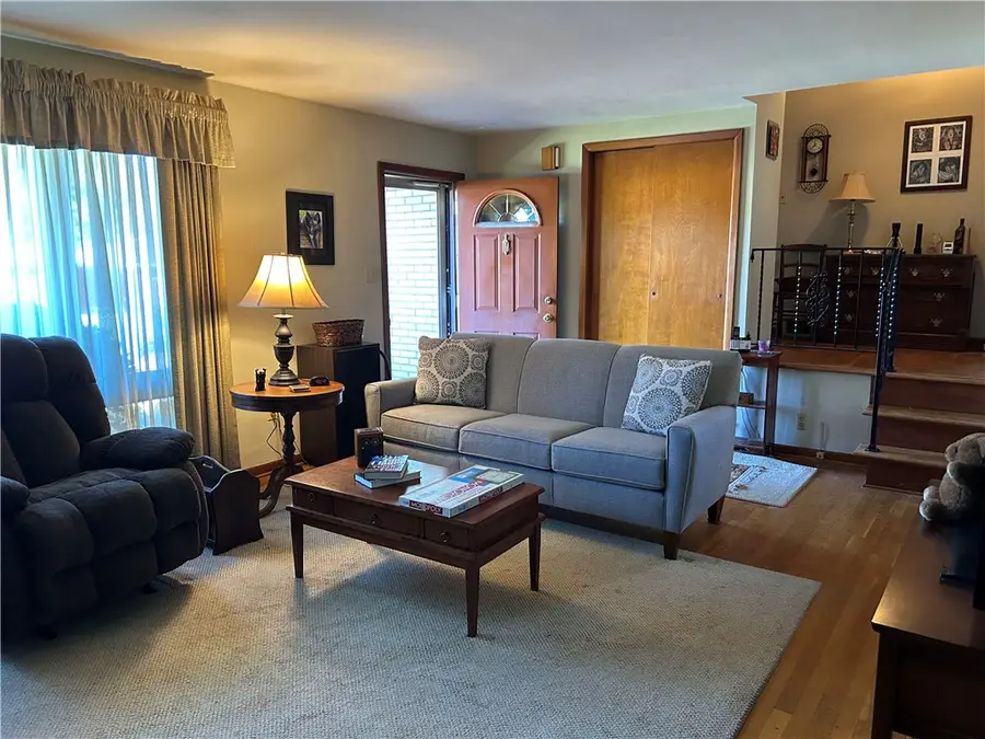 488 Toledo Drive, New Kensington, PA 15068 - #2