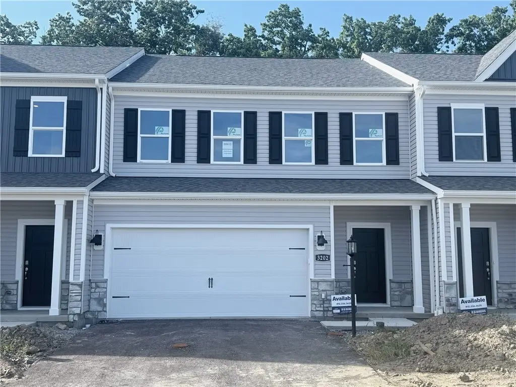 165 Sweetwater Dr, Moon, PA 15108 - #1