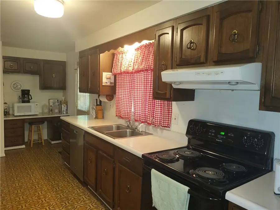 136 High Street, Oil City, PA 16301 - #3