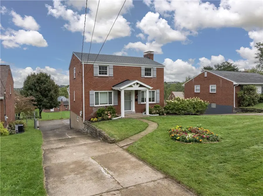1435 Critchfield Dr, Bridgeville, PA 15017 - #2