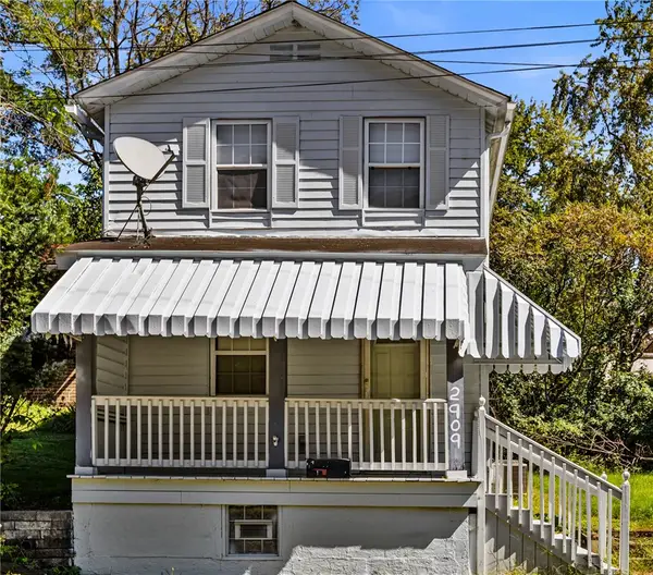 2909 Mckelvey Rd, Pittsburgh, PA 15221