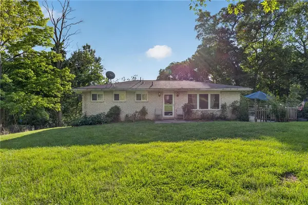 295 Linnwood Rd, Eighty Four, PA 15330