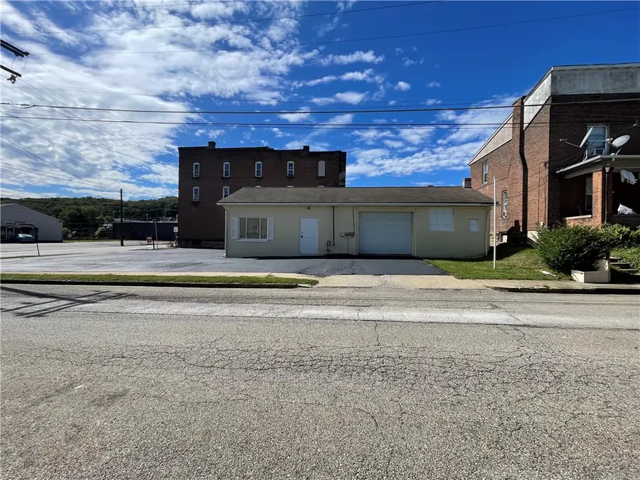 400 Pillow St, Butler, PA 16001 - #3