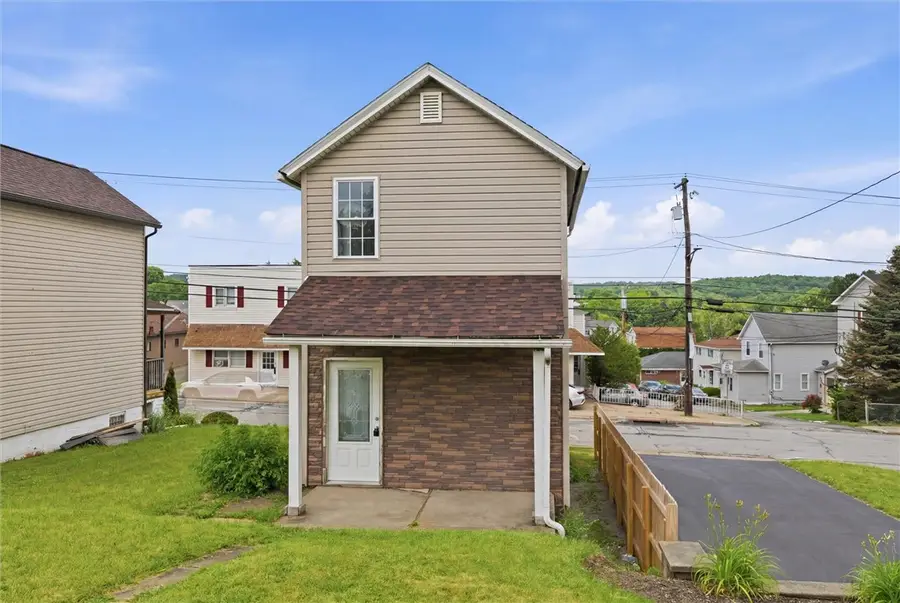 2212 Freeport Road, Natrona Heights, PA 15065 - #2