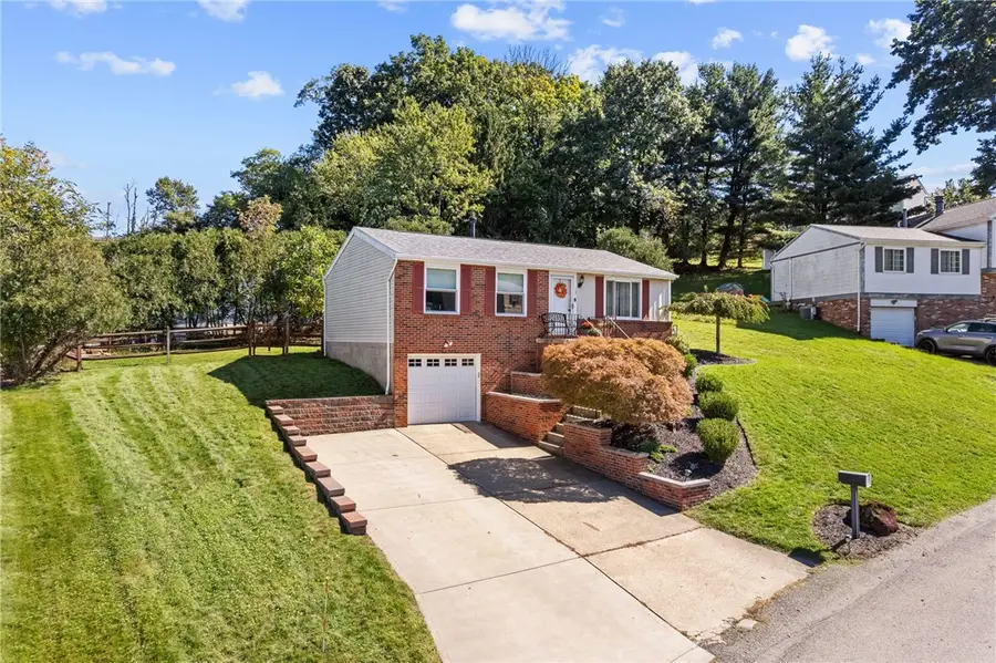 107 Frontenac Rd, New Kensington, PA 15068 - #3