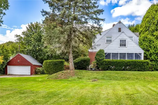 109 Rosewood Ave, Beaver Falls, PA 15010