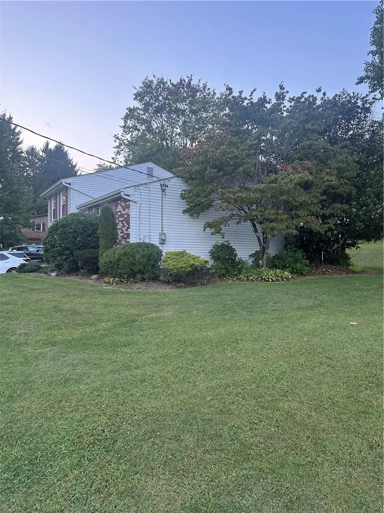117 Highland Dr, Industry, PA 15052 - #3