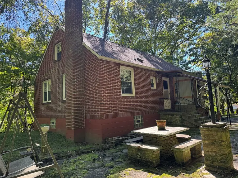 20 Deambroggi Rd, Charleroi, PA 15022 - #3