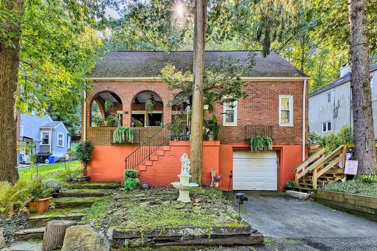 309 Dorothy Louise Drive, Jeannette, PA 15644 - #1