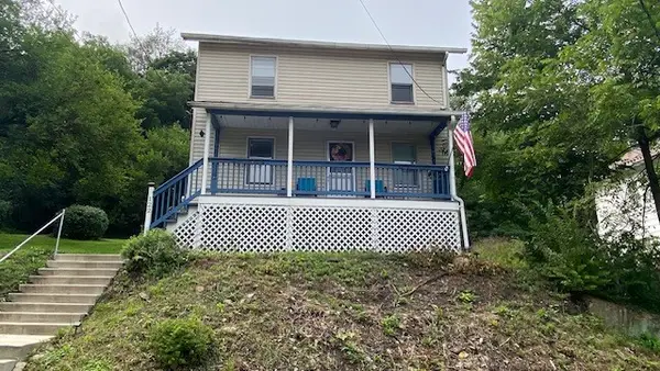 122 Hillside Way, New Castle, PA 16101