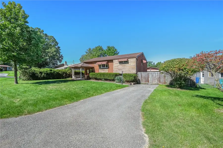 308 Hankey Farms Dr, Oakdale, PA 15071 - #3