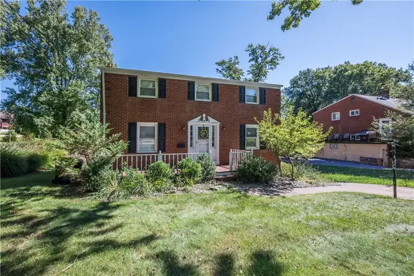 345 Pinehaven Drive, Bethel Park, PA 15102