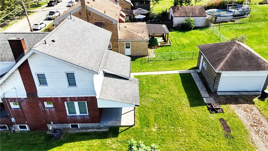 1304 Summit St, White Oak, PA 15131 - #2