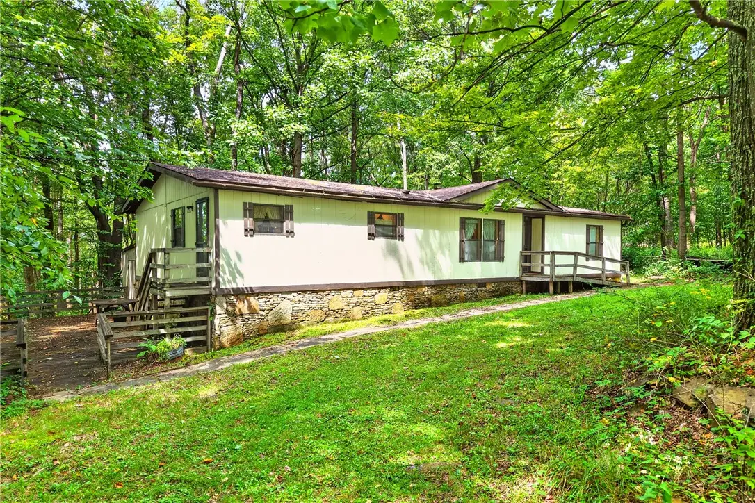 126 Roy Stout Rd, Champion, PA 15622 - #1