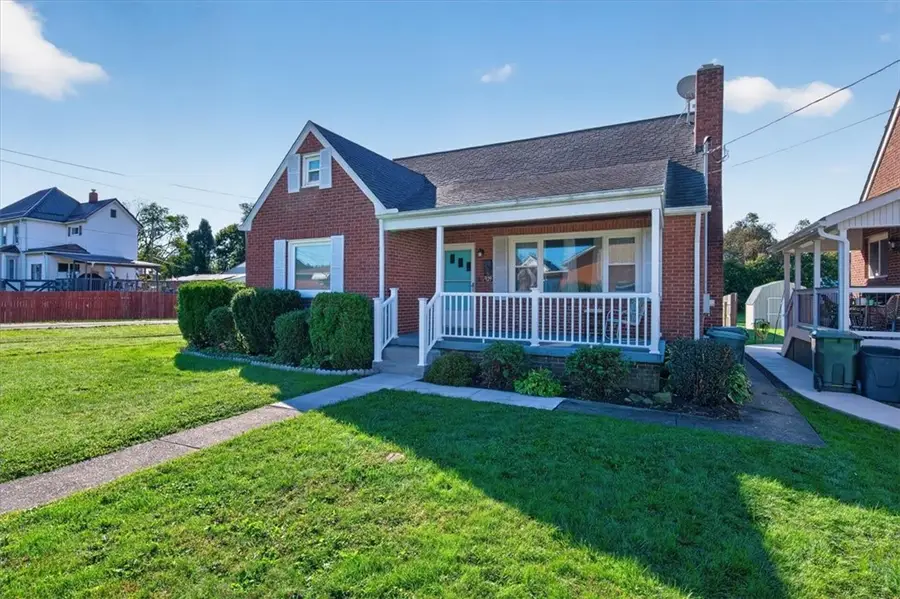 929 Painter Ave, Natrona Heights, PA 15065 - #2