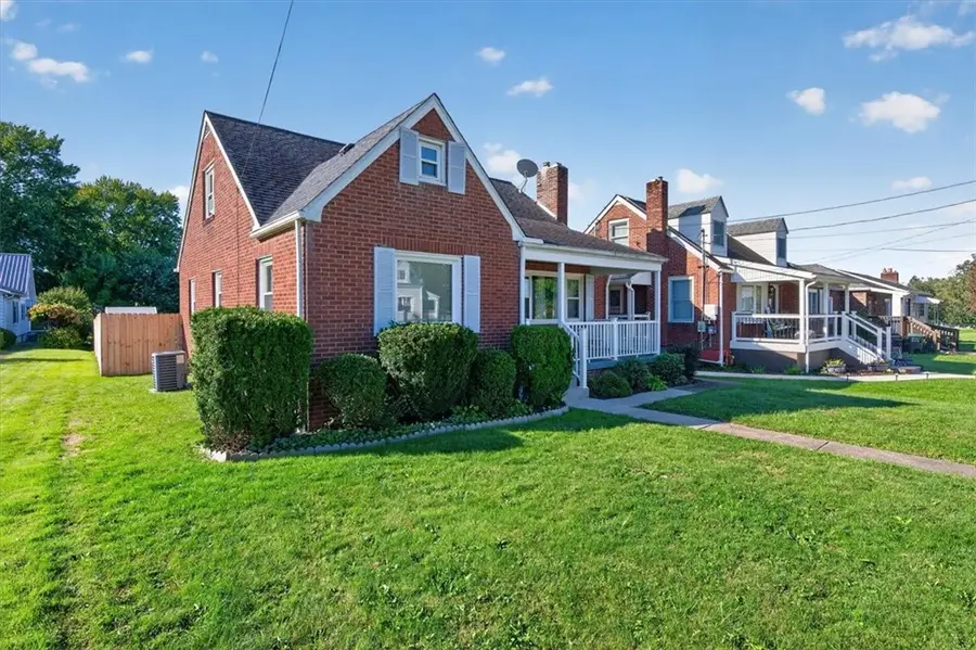 929 Painter Ave, Natrona Heights, PA 15065 - #3
