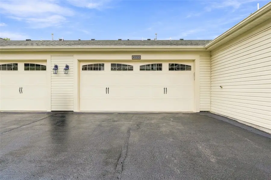 2084 Isleworth, Cranberry, PA 16066 - #2