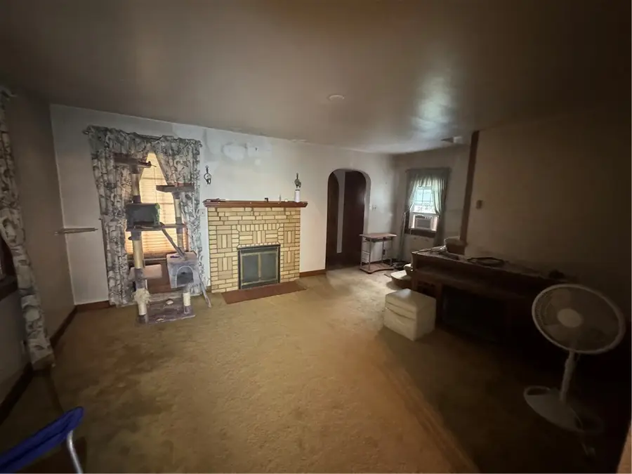1605 Ridge Ave, Arnold, PA 15068 - #2